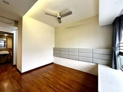 Waterfront Gold (D16), Condominium #551615951